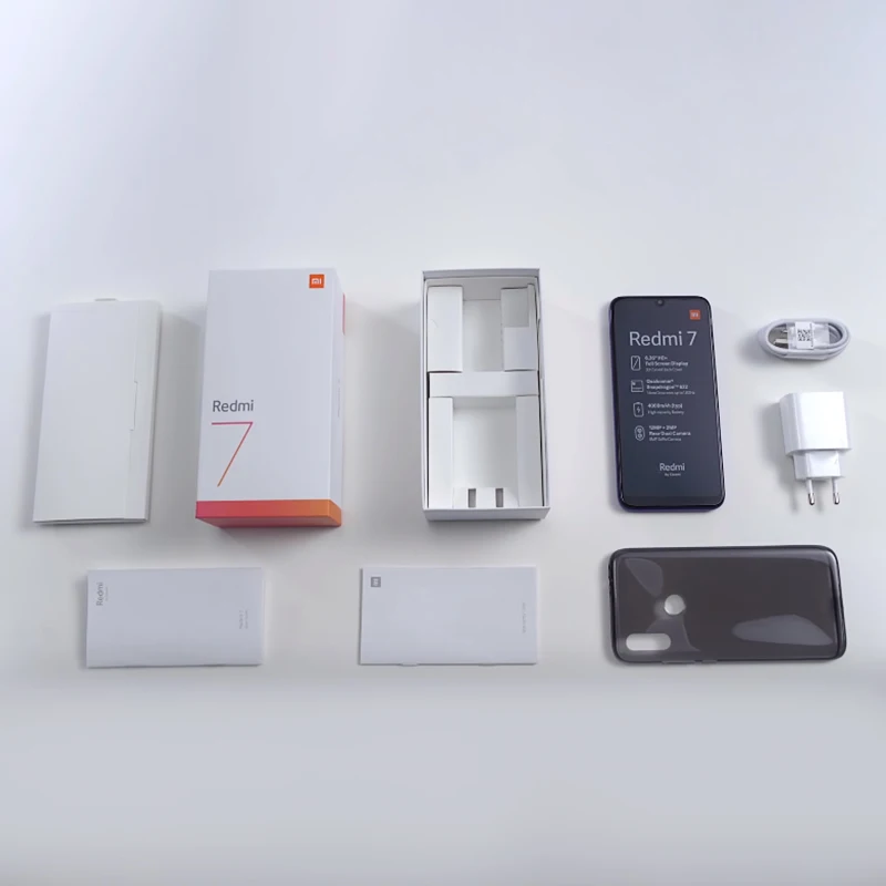 Мобильный телефон Xiaomi Redmi 7 с глобальной версией 3 ГБ 64 Восьмиядерный процессор