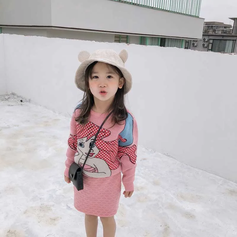 10598359145_1988421556