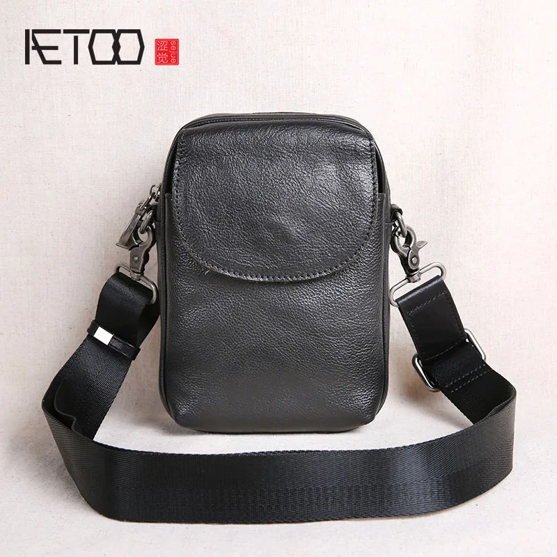 

AETOO Dual-use men's bag leather mini shoulder Messenger bag first layer leather bag men's multi-function mobile phone