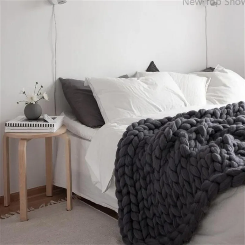 

New Top Show Chunky Knit Blanket Throw - Wrap Arm Knit From 100% Iceland Yarn Wool Extra Warm