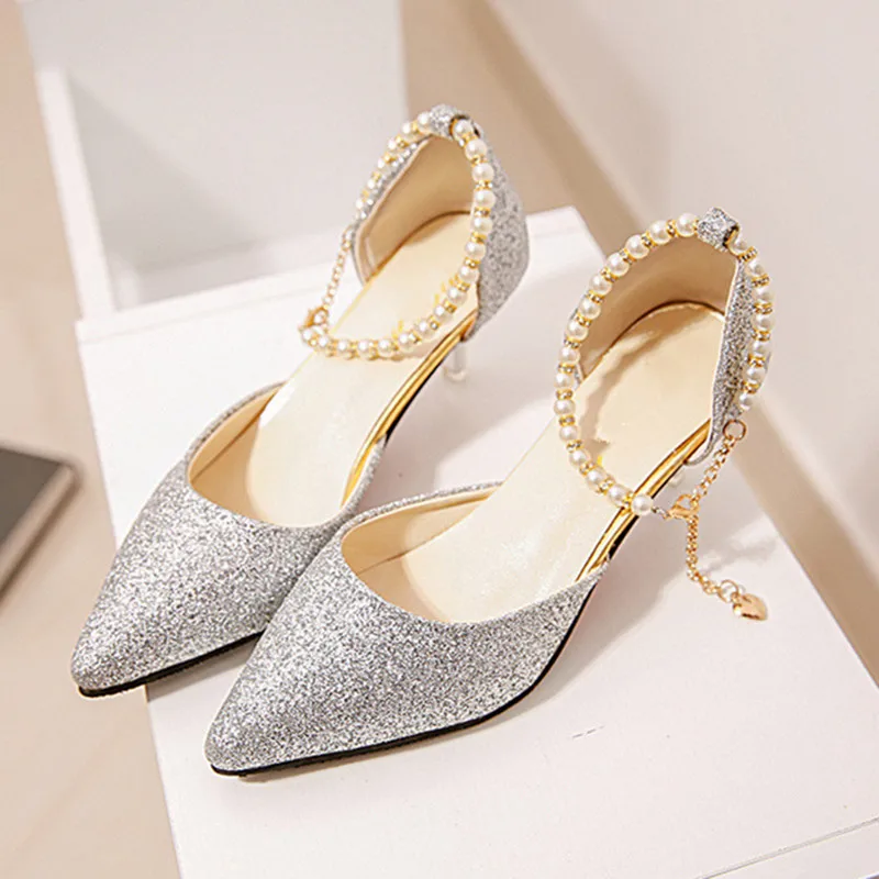 Preise Frauen Pumps High Heels Schuhe 6 CM 2019 Sommer Mode Bling Spitz Sandalen Dünne Fersen String Bead Süße Hochzeit casual