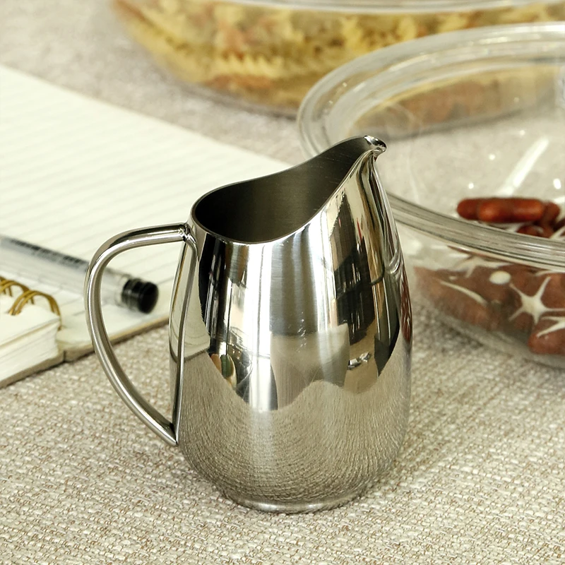 Gravy Boats 304 stainless steel milk pot milk tank cup Western food sauce seasoning pots Milk Jugs 130ml Gravy Boats 304 stainless steel milk pot milk tank cup Western food sauce seasoning pots Milk Jugs 130ml