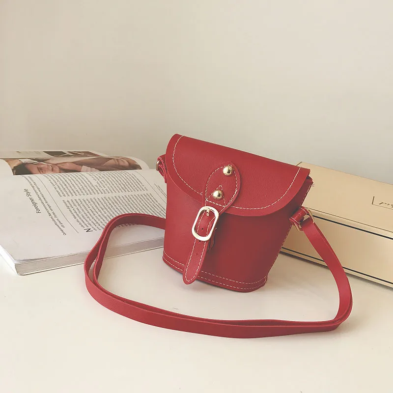 أطفال مصغرة دلو بو الجلود Crossbody أكياس 2018 جديد وصول الفتيات لطيف المحافظ و حقائب جميلة عملات محفظة مفتاح جيب أطفال مصغرة دلو بو الجلود Crossbody أكياس 2018 جديد وصول الفتيات لطيف المحافظ و حقائب جميلة عملات محفظة مفتاح جيب
