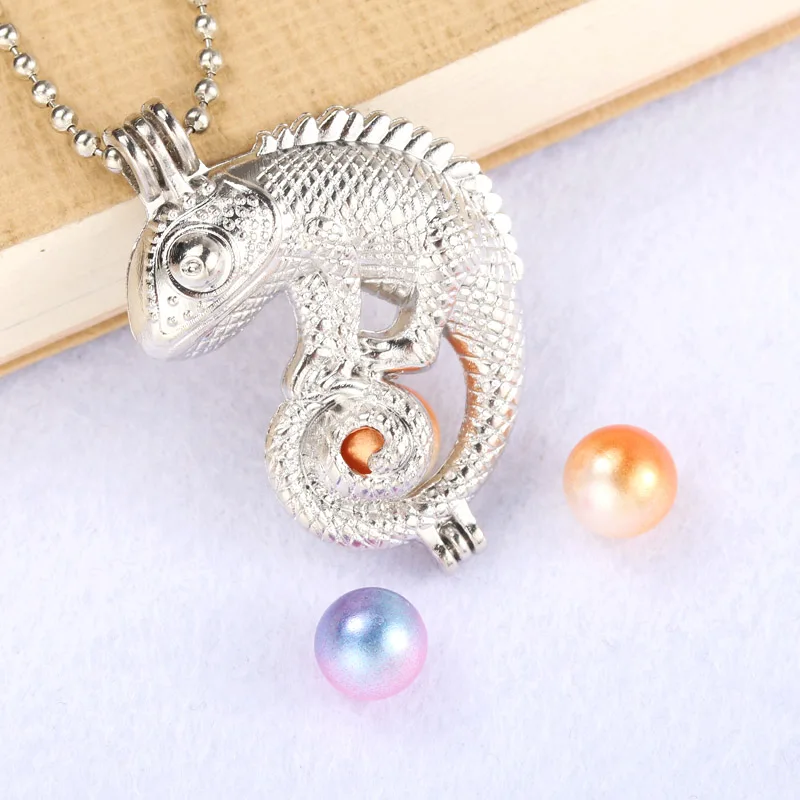 

Bright silver lizard Pearl Cage Jewelry Making Bead Cage necklace Pendant Essential Oil Diffuser Locket For Oyster Pearl Fun gif