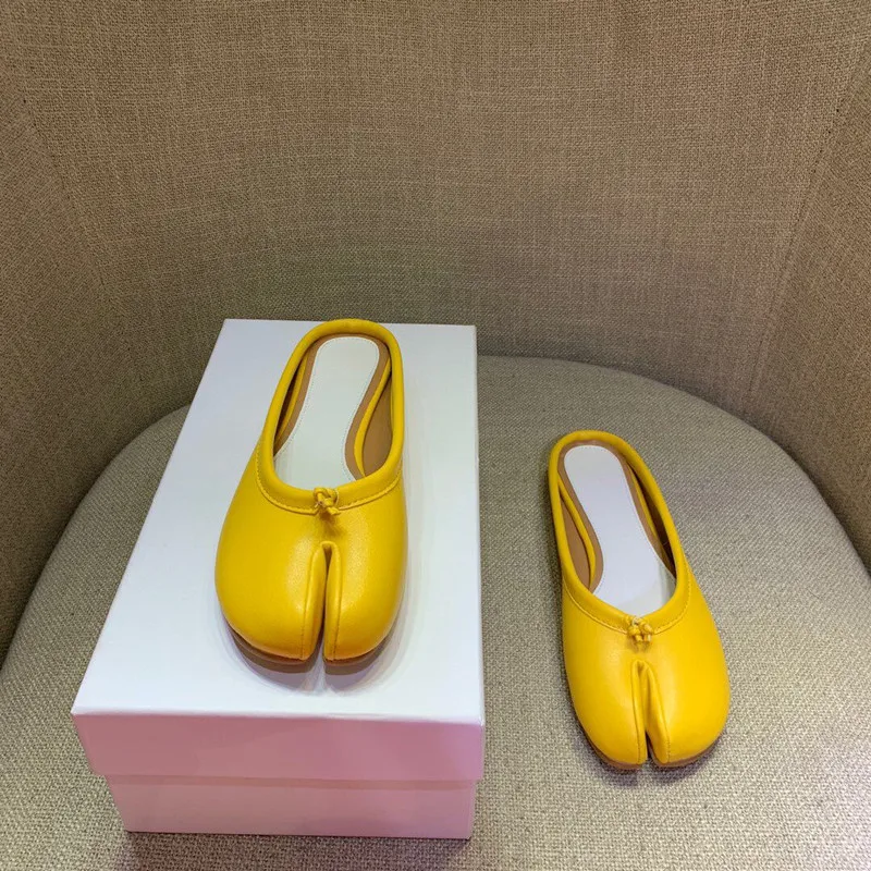 

Sandalias Mujer 2019 Yellow Black White Tabi Woman Slipper Leather Women Shoes Slip On Brand Runway Star Women Flats Stylish