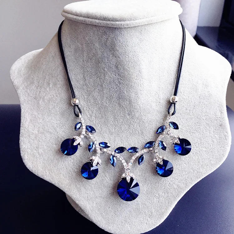 

Hot New Fashion Necklace Brand Noble Link Choker Chain Statement Necklace Luxury Shining Charm Crystal Necklaces & Pendants