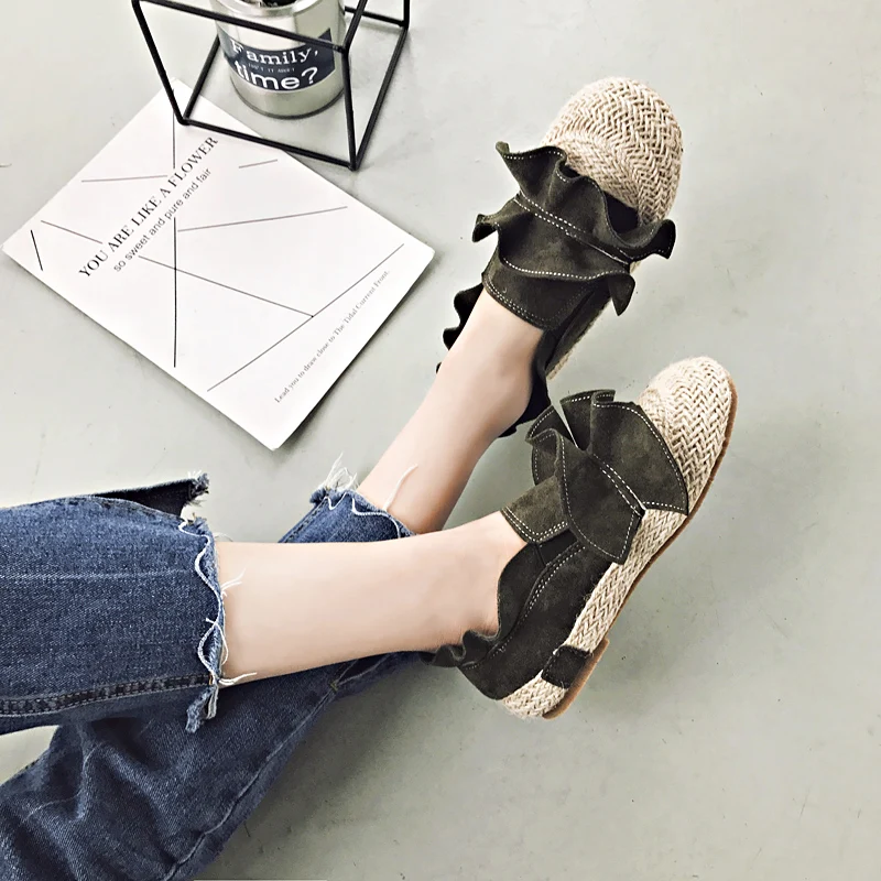 

2019 spring new peas shoes wild Harajuku flat bottom lazy soft sole shoes