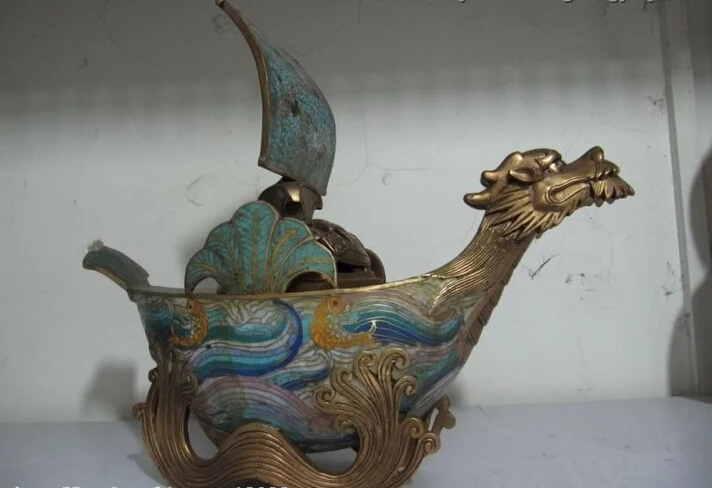 

Elegant old S0664 Chinese Royal 100% Pure Bronze handwork cloisonne Dragon sail boat Art statuary statue