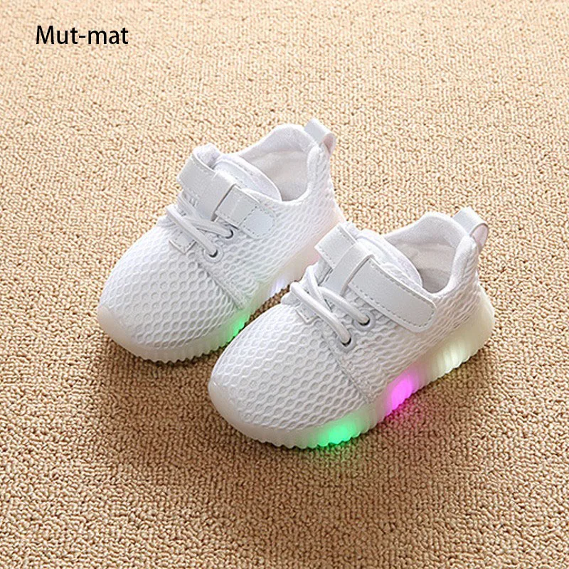 Children's shoes 1 3 6 years old baby toddler soft bottom breathable children LED lights casual