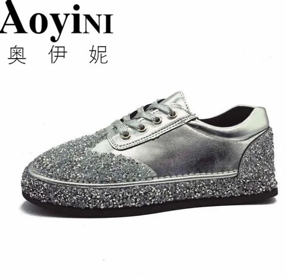

2018 Fashion Female Footwear Diamond Flats Casual Shoes Women Slip Sneakers Silver Loafers Crystal Leather Girl Trainers