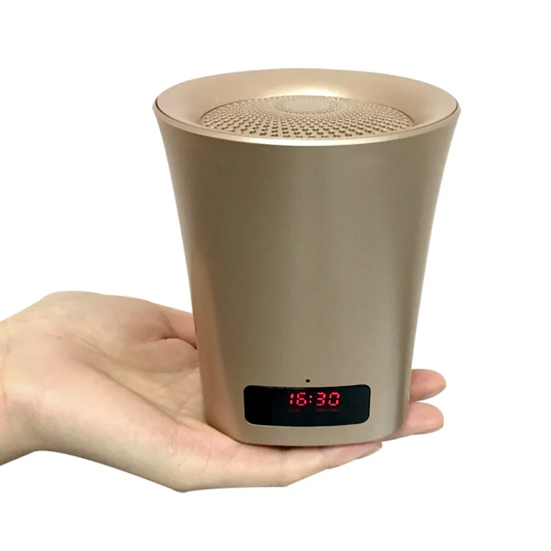 

Wireless bluetooth speaker phone mini portable circular stereo outdoor car low sound
