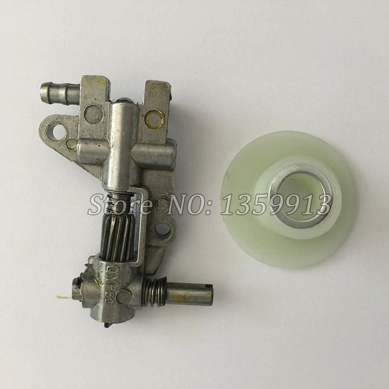 

New Drive Chainsaw Oil Pump with Gear Worm Set for Chainsaw 4500 5200 5800 45CC 52CC 58CC Quality Chain Saw Parts