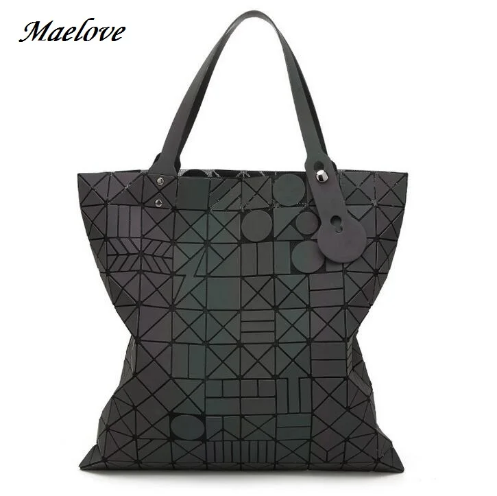 

Maelove Luminous Bag Women Geometry Sequins Mirror Bag Laser Silver Folding Bags PU Casual Tote Noctilucent Bag Free Shipping