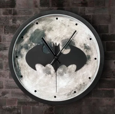 

When American heroism 3D stereoscopic Batman wall clocks hanging wall clock retro European style Big wall clock 12 inches