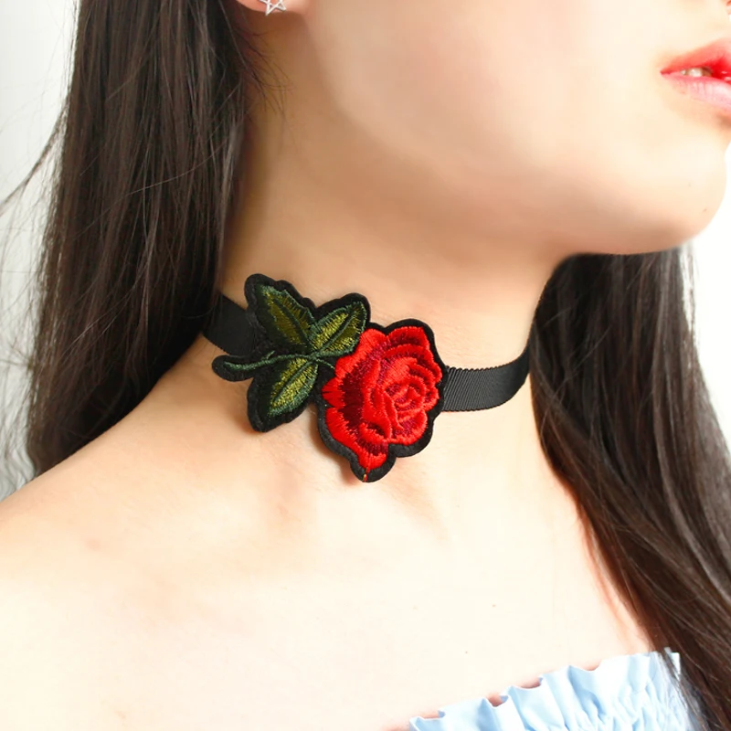 

Sexy Red Rose Flower Embroidery Short Necklaces For Women Rose Flower Handmade Black Fabric Choker Lolita Wedding Jewelry Bijoux