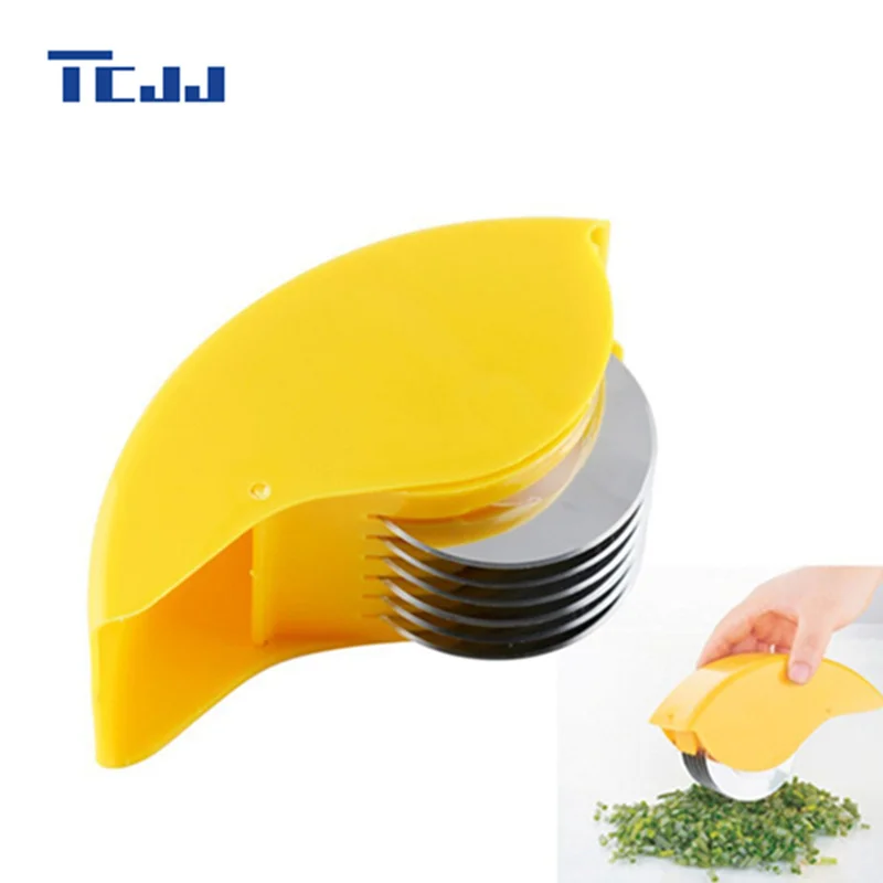 

TCJJ Herb Rolling Mincer Manual Herbal Scallion Vegetable Chopper Cutter Slicer 6 Stainless Steel Blade Knife for Kitchen