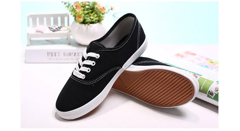 Woman Shoes Summer New Fashion Women Shoes Casual Flats Solid Canvas Classic Solid Candy Color Women Casual Shoes Sneakers