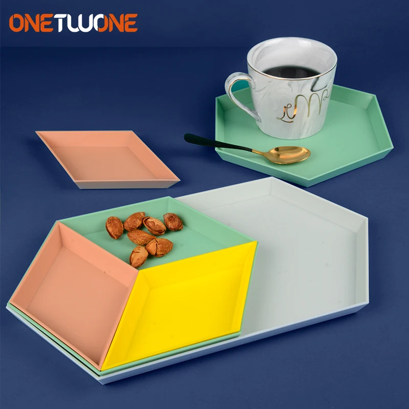 

4pcs/set Dessert Plate Fashion Style Dishes Steak Salad Snack Cake Plates Tableware Dinnerware Cake Plate