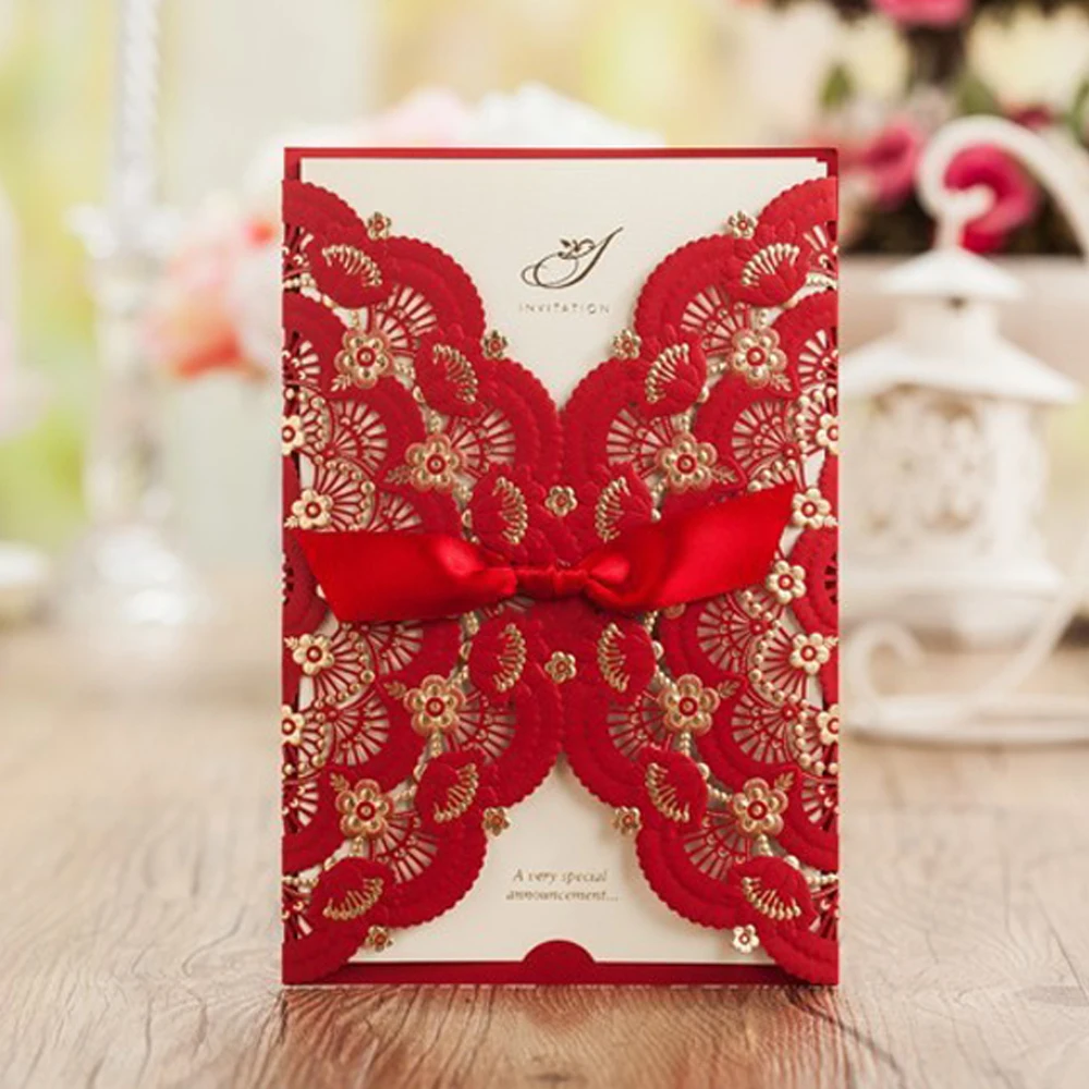 

WISHMADE Red Laser Cut Wedding Invitations Cards with Bowknot Lace Flower Cardstock Convite 1PCS Sample Card CW5113
