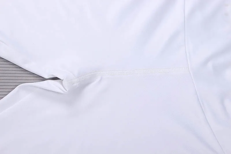 4017780681_46371432