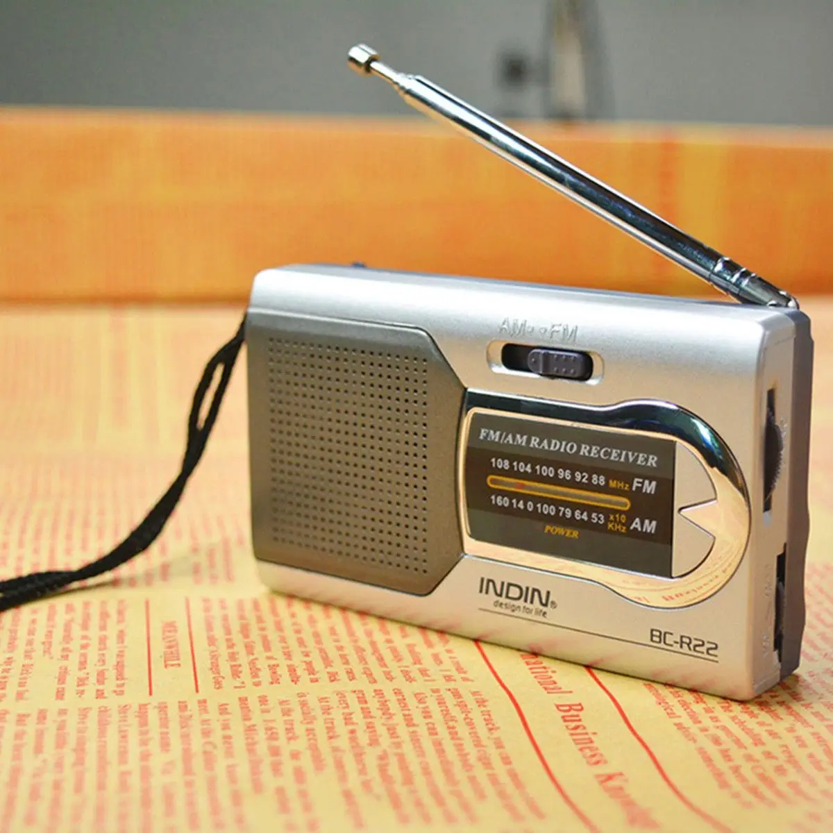 

2018 Apleok BC-R22 Portable AM FM Radio Receiver Built in Speaker with Standard Earphones Jack Mini Radio