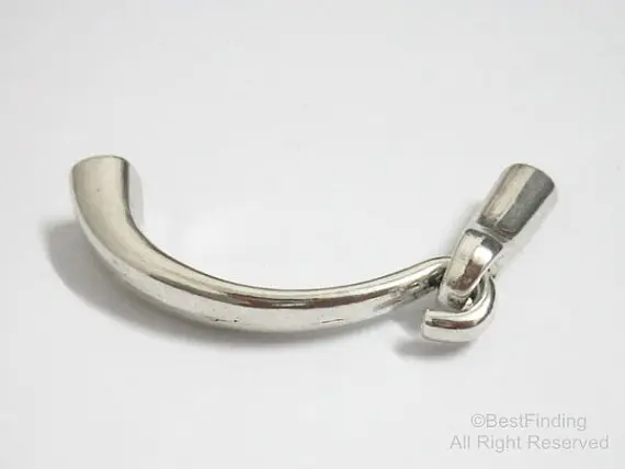 

Half Cuff Hook Clasp Round Leather latch clasps