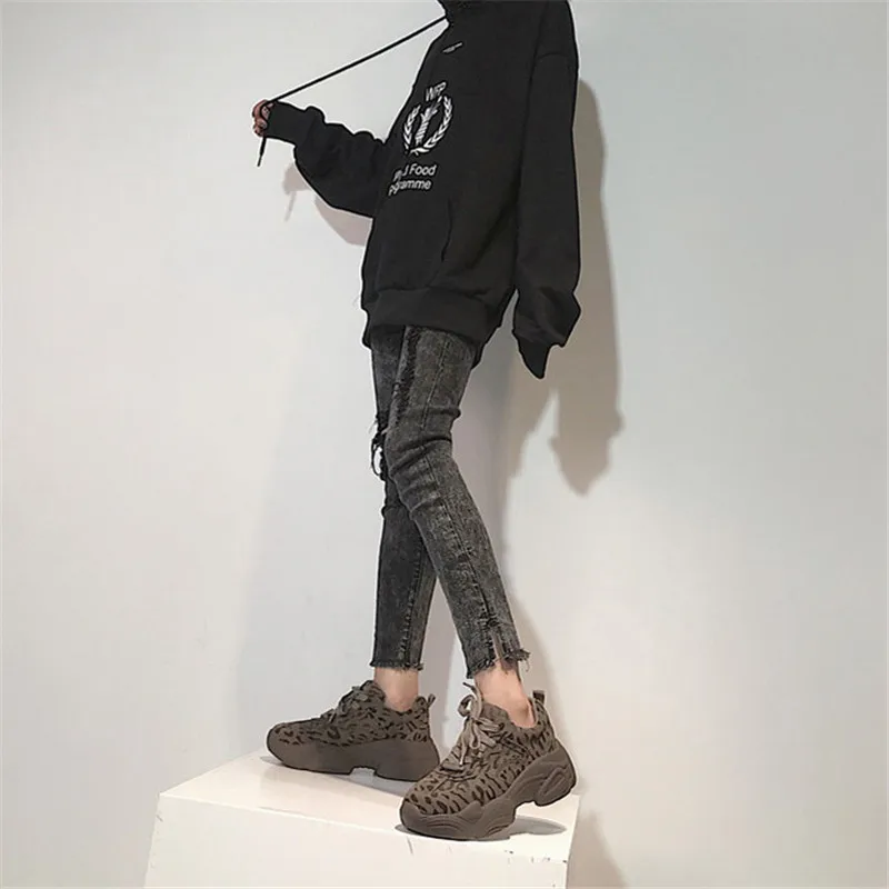 Leopard Female Flat Platform Shoes INS Hot Cow Suede Women Sneakers Lace Up Plush Women Sports Creeper Korean Lady Harajuku Shoe (2)
