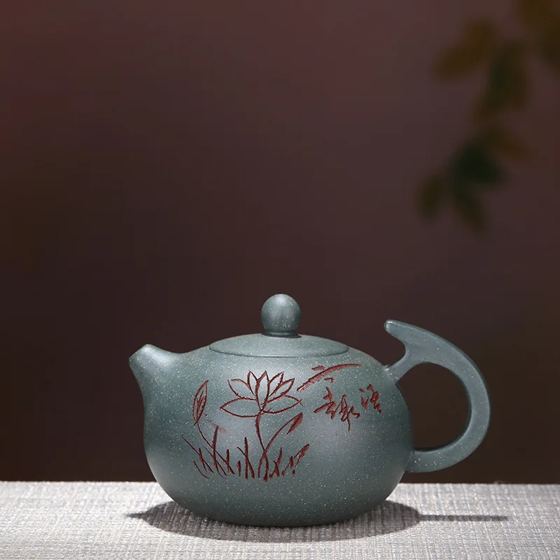 300mL Yixing Zisha pot handmade purple clay teapot Chinese kungfu tea set Home puer tea Boiling water tea kettle gift box 300mL Yixing Zisha pot handmade purple clay teapot Chinese kungfu tea set Home puer tea Boiling water tea kettle gift box