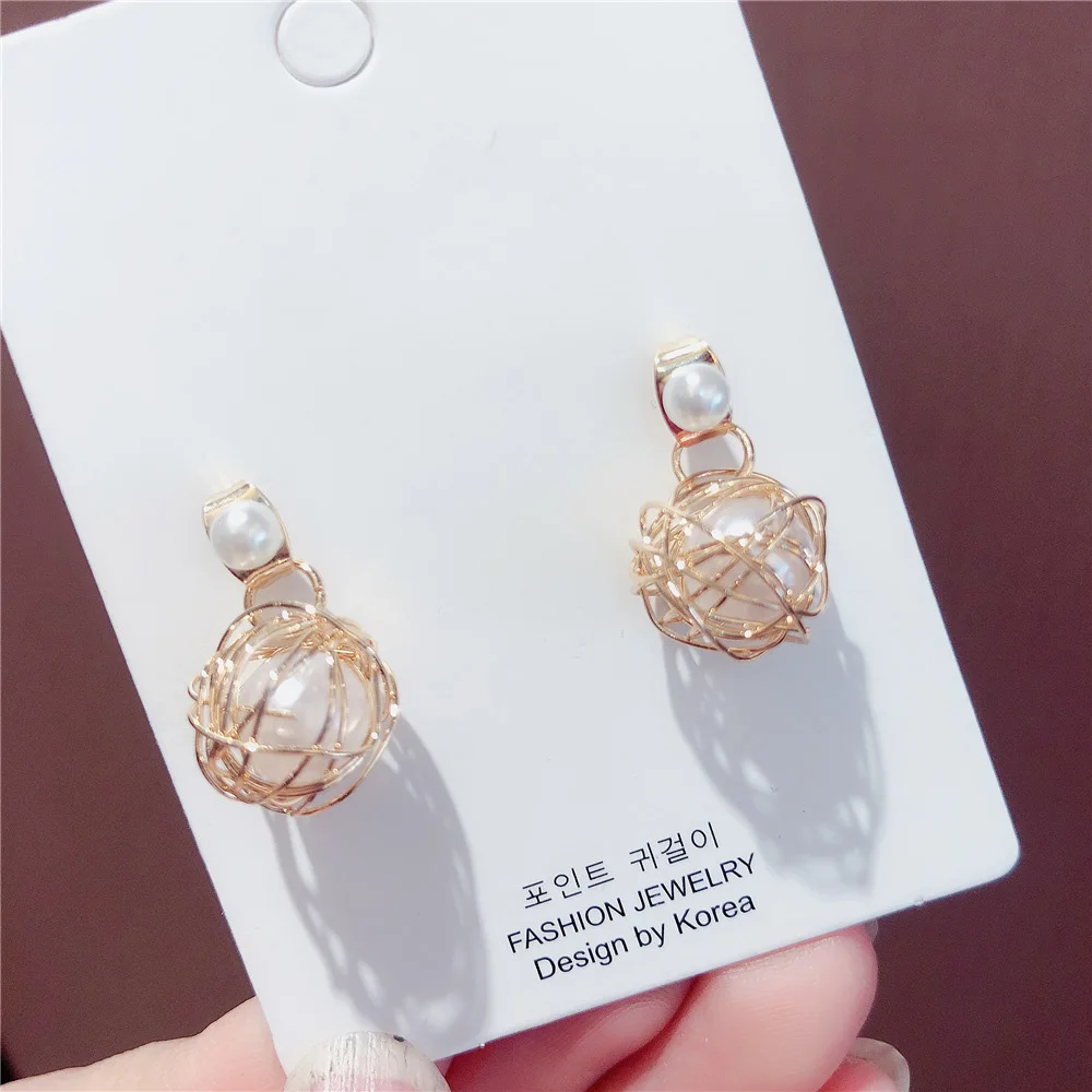 

Gold Color Winding Wire Nest Shaped Simulated Pearl Drop Earrings For Lady Korean Luxury Small Dangle Earring For Party