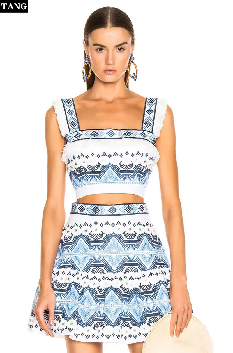 Runway Designer Floral Printed Two Piece Set 2019 Summer Sweet White Embroidery Patchwork Top Short 2 piece outfits women (1)