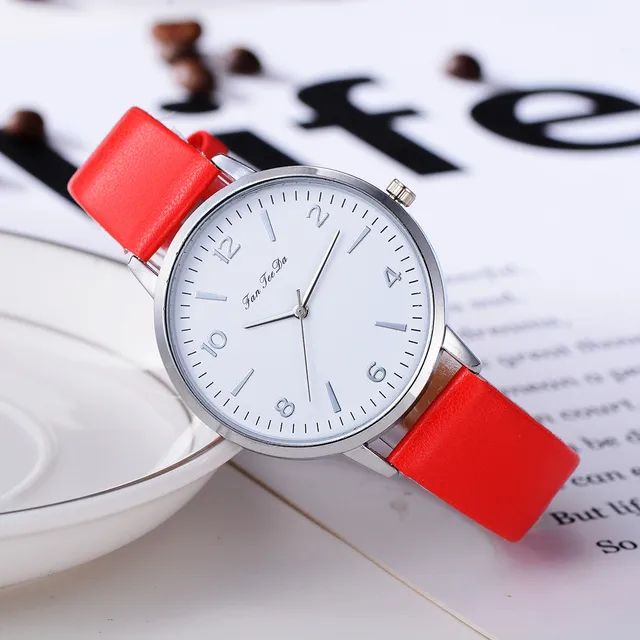 #5001 Fashion Leisure Creative Woman Watch Luxury Fashion Leather Band Analog Qu #5001 Fashion Leisure Creative Woman Watch Luxury Fashion Leather Band Analog Qu