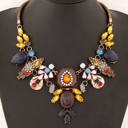 

New Choker Necklace Fashion For women 2018 Vintage Collar snake Chain Big Crystal Flowers Necklaces & Pendants Jewelry Statement