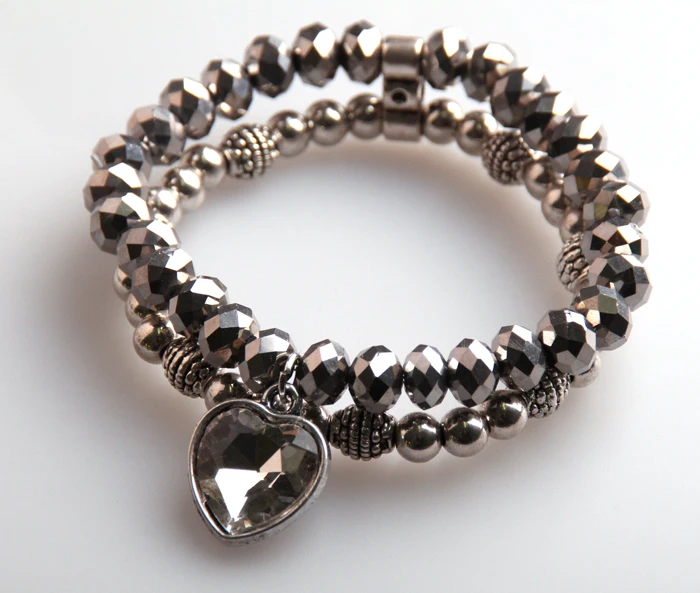

Free shipping New Arrive 8mm shiny silver crystal glass beads bracelet with peace charm women Stretch Bracelet