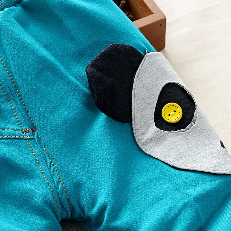 2759273745_926338012