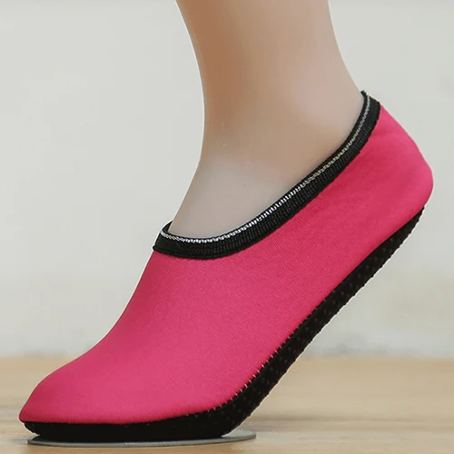 1 пара, новые женские и мужские мягкие противоскользящие носки-Тапочки большого размера теплые утепленные бархатные черные домашние короткие носки yogo dance - Цвет: rose red