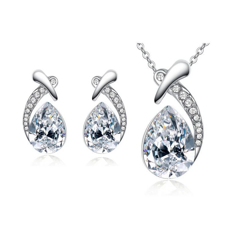 H:HYDE Trendy Gold color Australia Crystal Water Drop