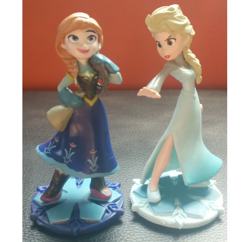 2Pcs/Set Elsa Anna Princess Doll Anime Plastic Action Figures Toys Figures Collection Ice and Snow Country Hand Puppet Kids Toy