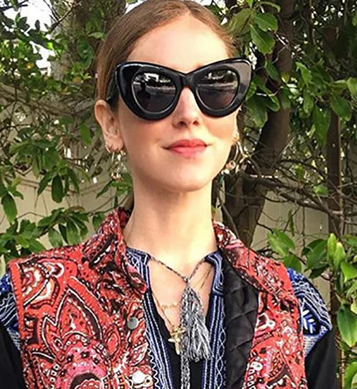 

Vintage Ladies Cat Eye Sunglasses Women Fashion white Red glasses Frame Sun Glasses For Female UV400 holiday