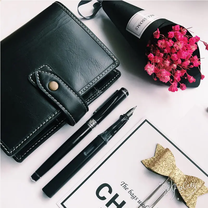 

Yiwi 100% Brand Black Retro Red Genuine Leather Diary Notebook A5A6 A7Loose Leaf Notebook Personal Pocket Notebook Binder