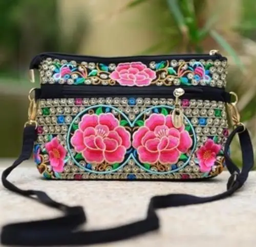

new women's bag national wind embroidery bag embroidery canvas phone bag si