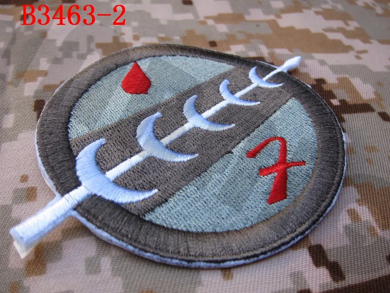 Заплата вышивки Мандалорское Crest эмблема Airsoft Военная тактика для поднятия морального духа