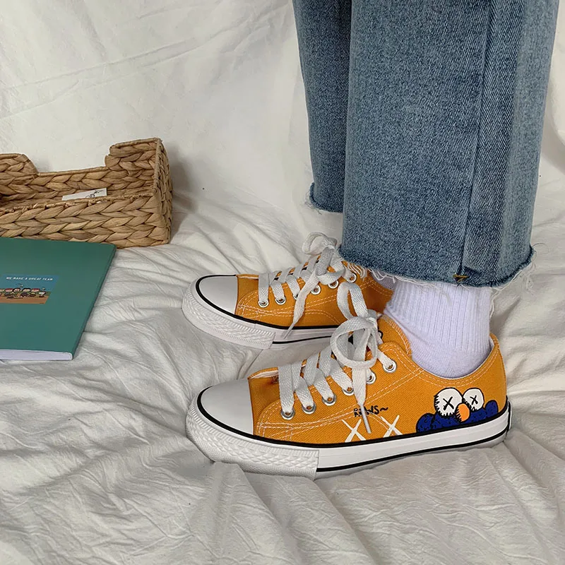 

2019 New Canvas Women Shoes Fashion Hand-painted Breathable Ladies Cute Casual Sneakers Outdoor Flat Comfortable Leisure