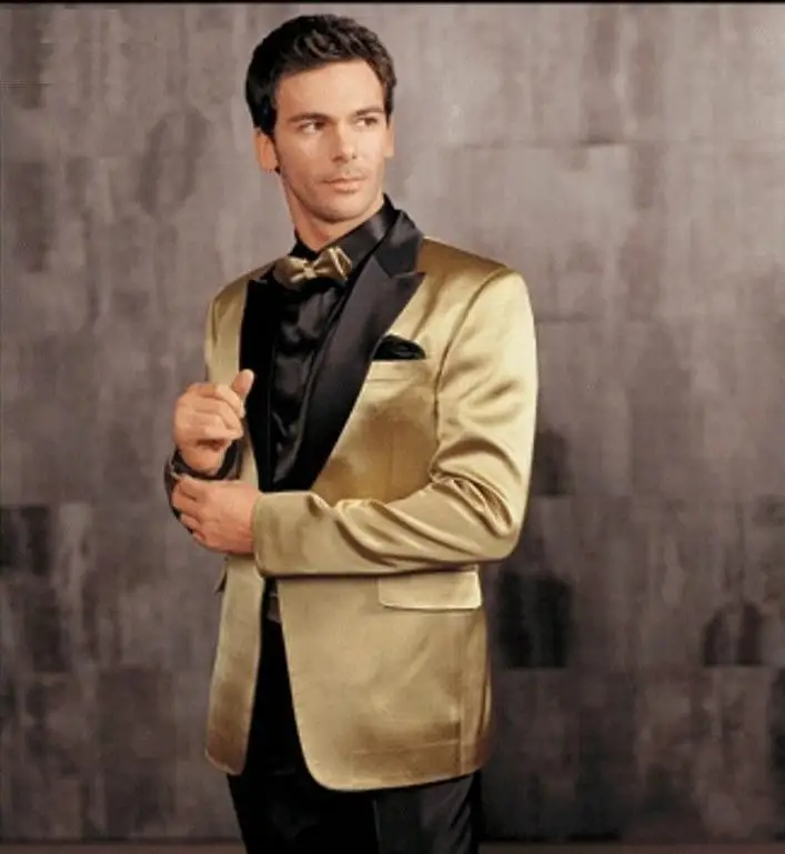 Jaket emas celana hitam tuksedo pengantin  pria  Puncak 