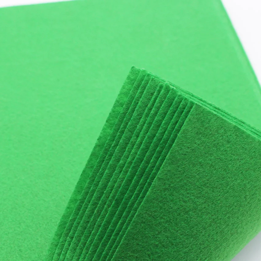 Buy 30*30cm Green Felt Fabric For Scrapbooking DIY