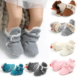 Младенческой новорожденных для маленьких девочек хлопковая обувь удобные ботиночки с мехом без нижней занос для маленьких девочек