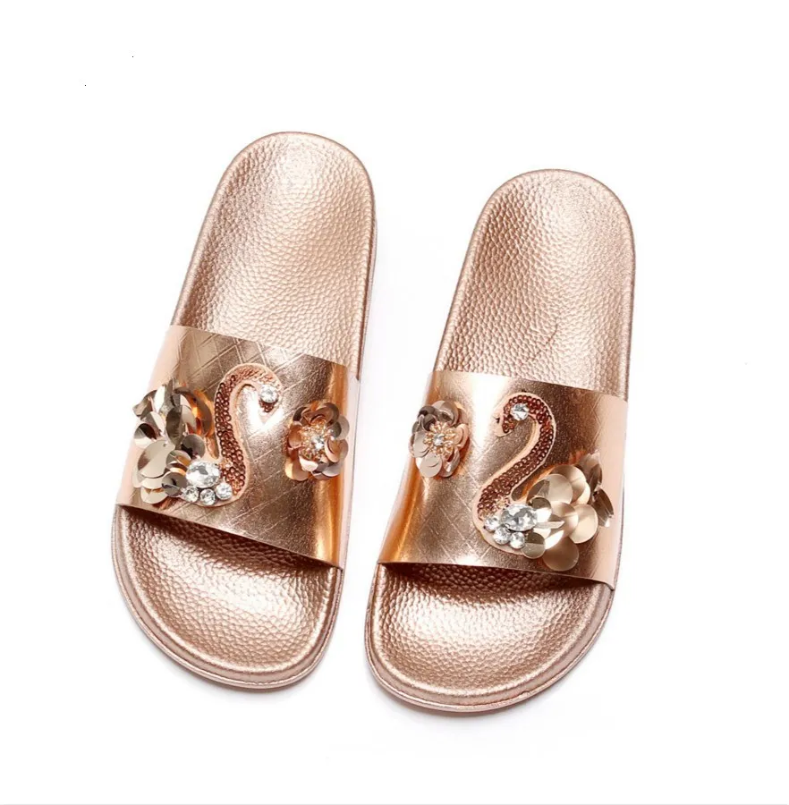 flat heel slippers