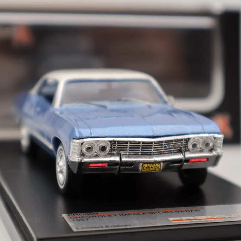 Премиум X 1:43 Chevrolet Impala Sport Sedan 1967 синий металлик PRD559 литье под давлением модели автомобилей Ограниченная серия Коллекция