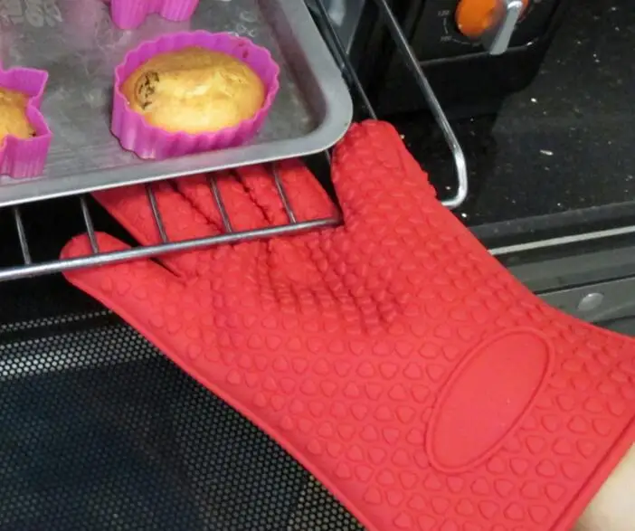 

Heat Resistant Silicone Rubber Grill BBQ Gloves Oven Mitts Pot Holder Mat Barbecue Mitt Vegetable Washing Glove #2302