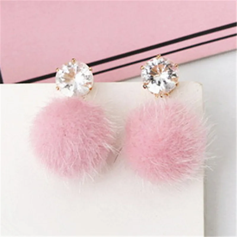 

2019 New Temperament Short Paragraph Earrings Personality Wild Simple Hair Ball Woman Earrings Minimalist Crystal Jewelry Gifts