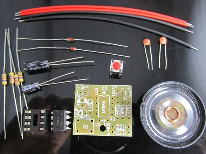NE555 Oscillator Buzzer Electronic DIY Tone Generator LED Kit 8R 0.25W Speaker 